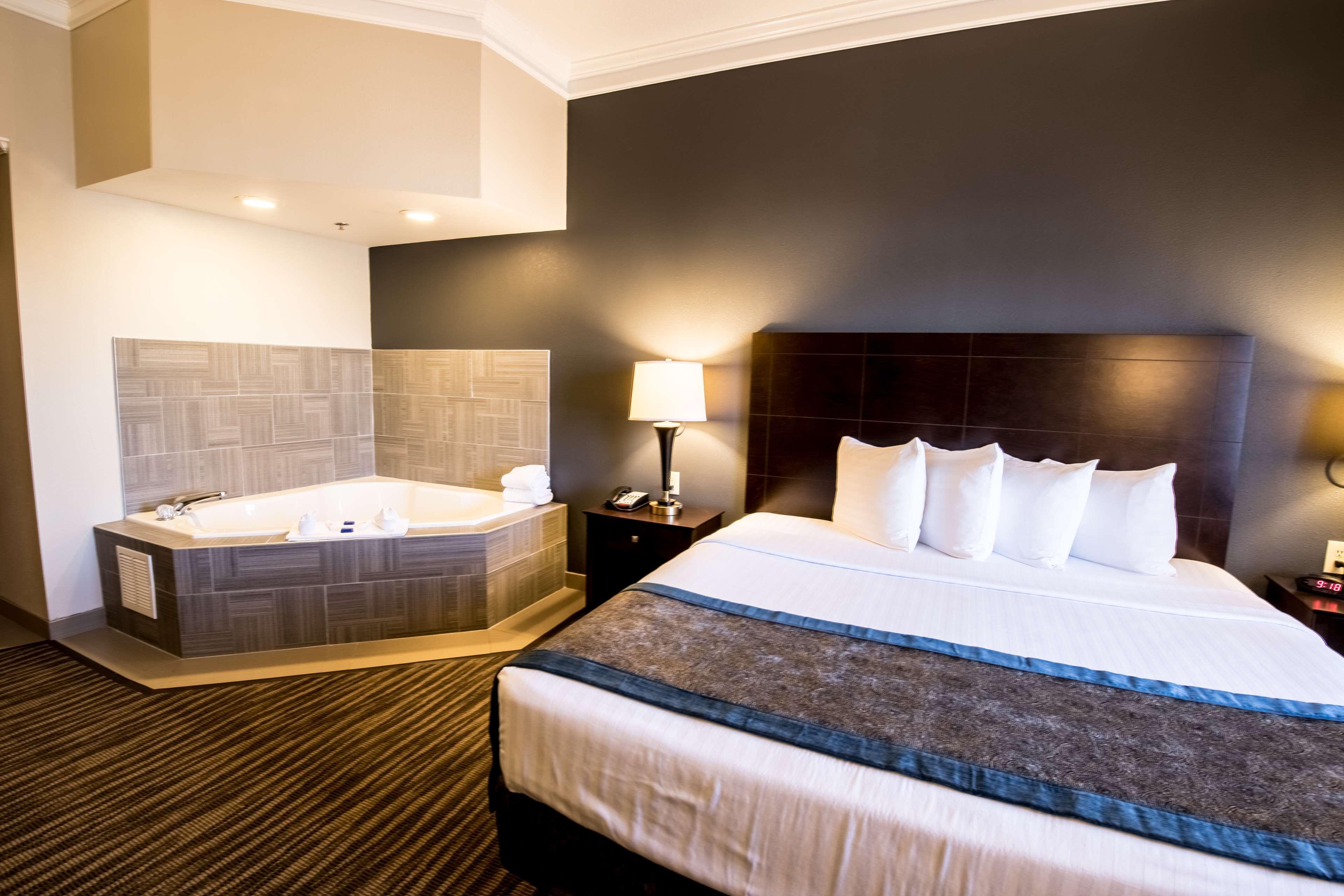 Best Western Augusta West Buitenkant foto