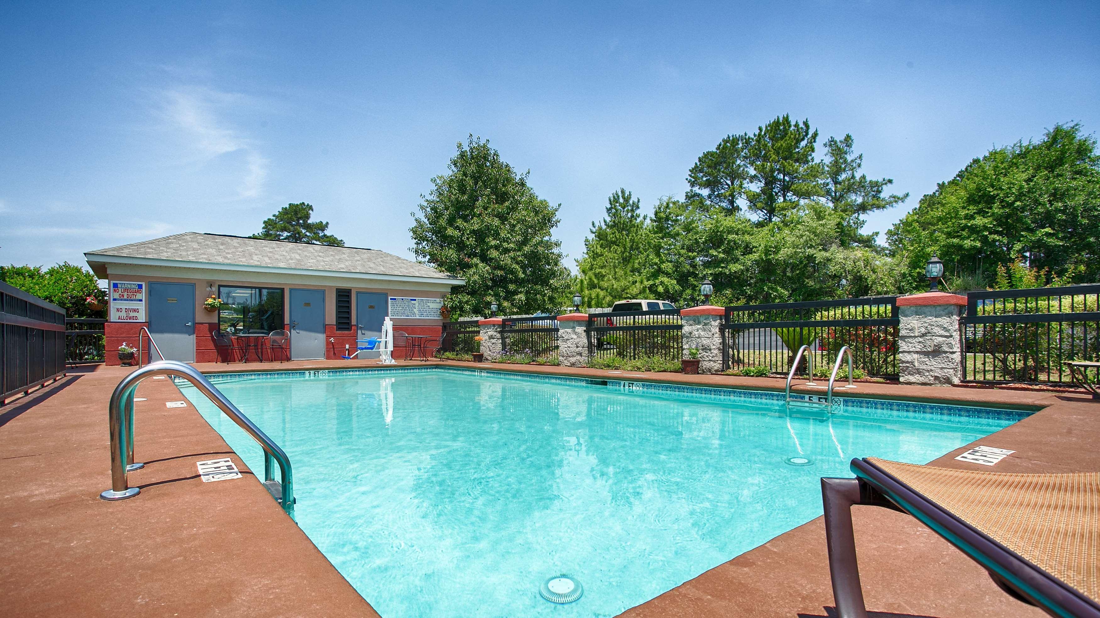 Best Western Augusta West Buitenkant foto