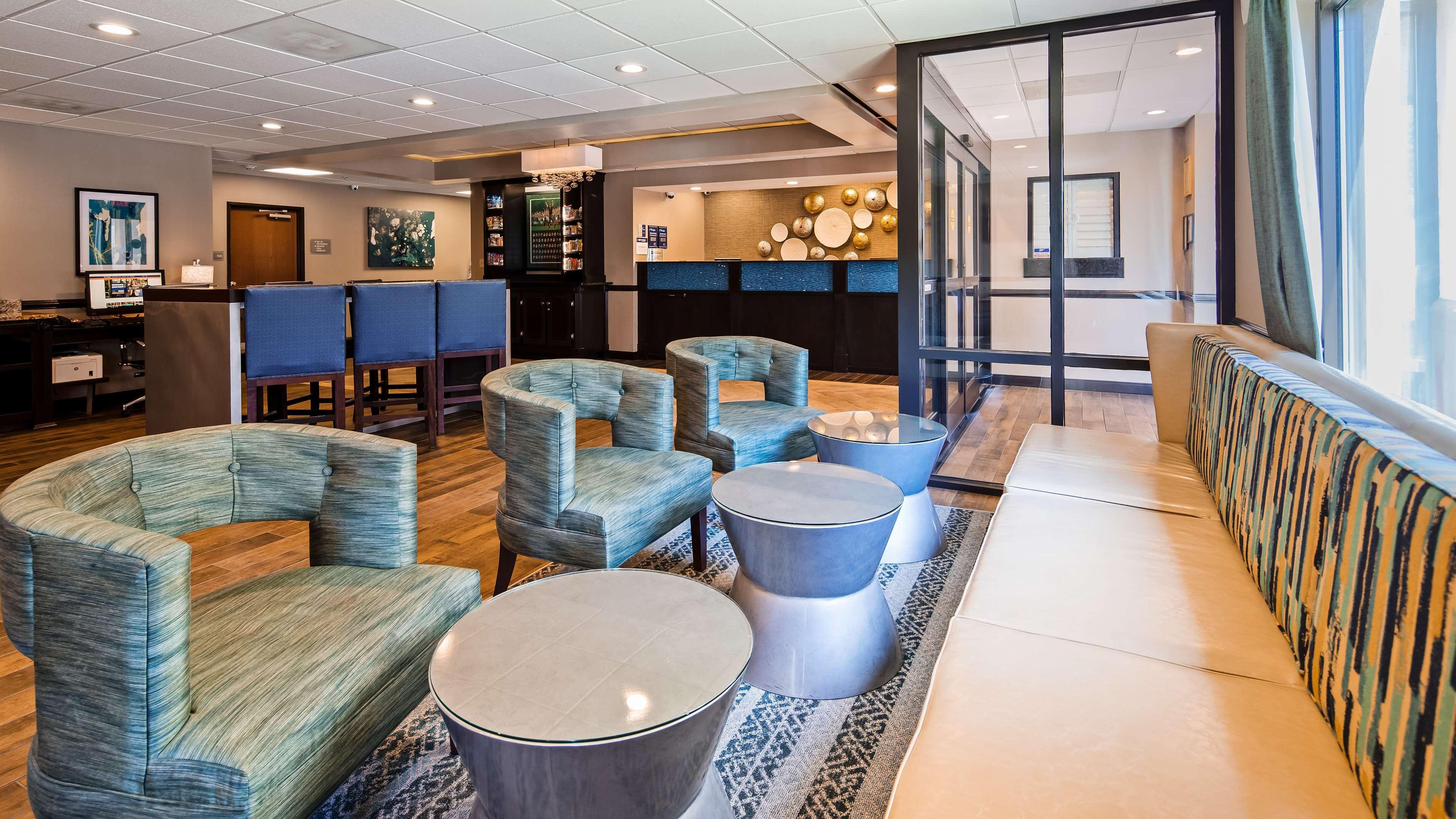 Best Western Augusta West Buitenkant foto
