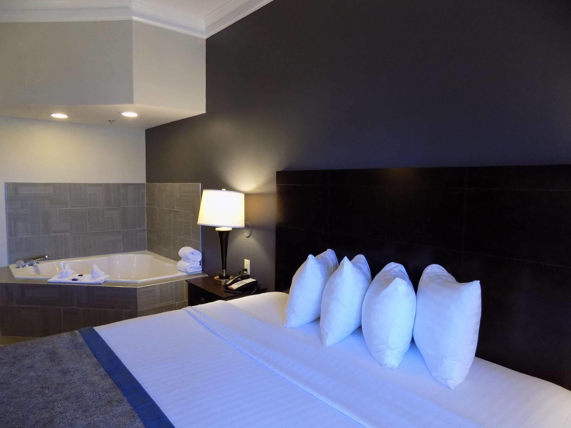 Best Western Augusta West Buitenkant foto